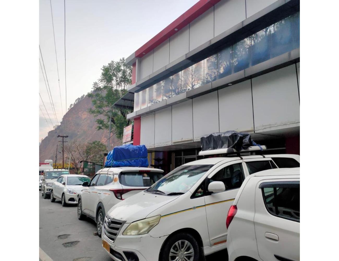 Jai Badri Vishal Hotel And Restaurant, Pipalkoti Exterior photo